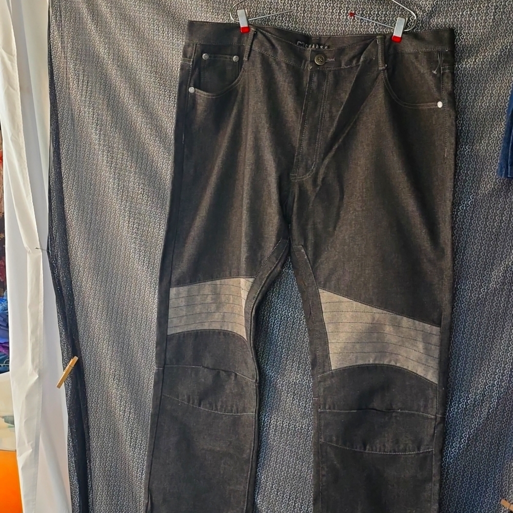CHAMS SIZE 42